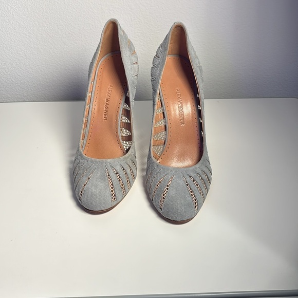 Alexa Wagner Women’s Chambray Blue Lace Heels 39.5 - Picture 2 of 6